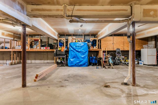 19 Ledgebrook Drive 19, Norwalk, CT 06854