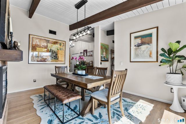 19 Ledgebrook Drive 19, Norwalk, CT 06854