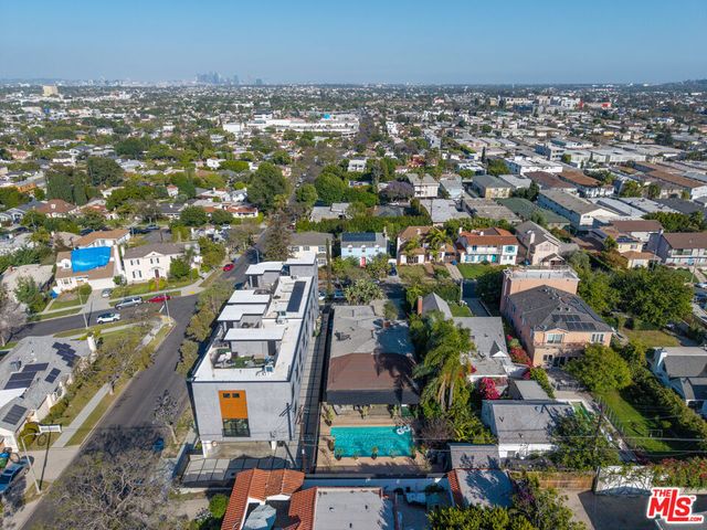 1903 Preuss Road, Los Angeles, CA 90034