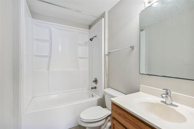 4617 ASHBURN SQUARE DRIVE, Tampa, FL 33610