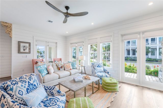 580 S Shore Dr, Port Aransas, TX 78373