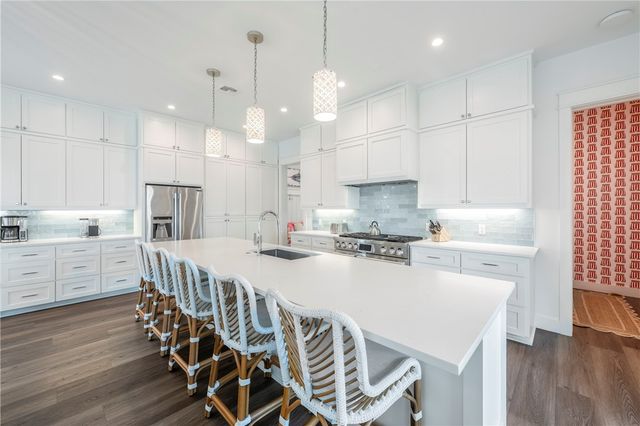 580 S Shore Dr, Port Aransas, TX 78373