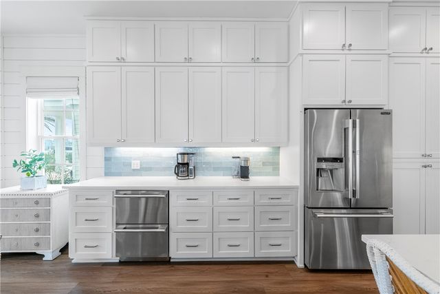 580 S Shore Dr, Port Aransas, TX 78373