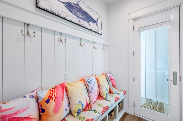 580 S Shore Dr, Port Aransas, TX 78373