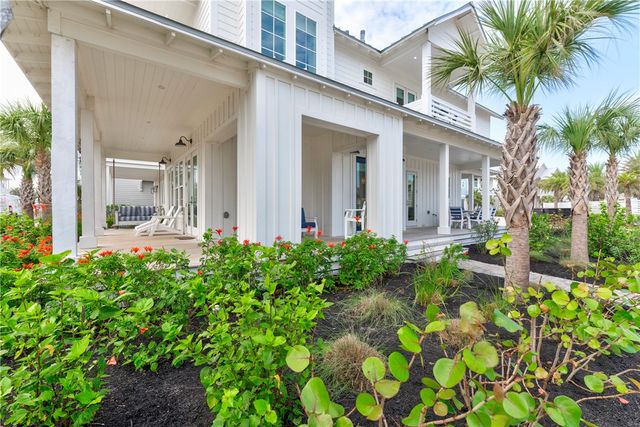 580 S Shore Dr, Port Aransas, TX 78373
