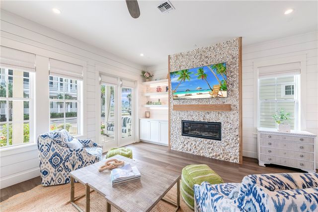 580 S Shore Dr, Port Aransas, TX 78373