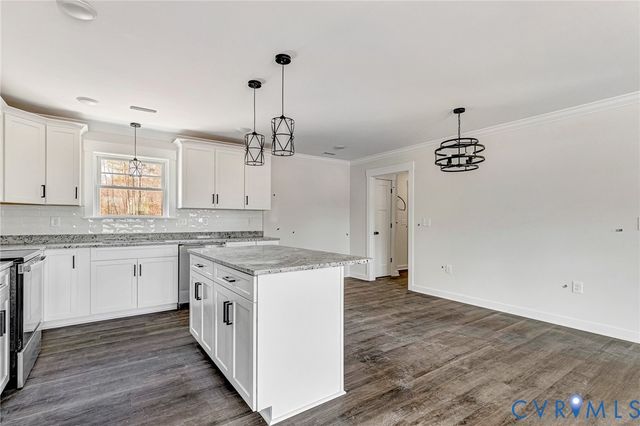 6032 Richmond Hwy, Tappahannock, VA 22560