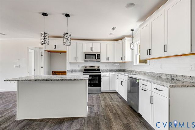 6032 Richmond Hwy, Tappahannock, VA 22560