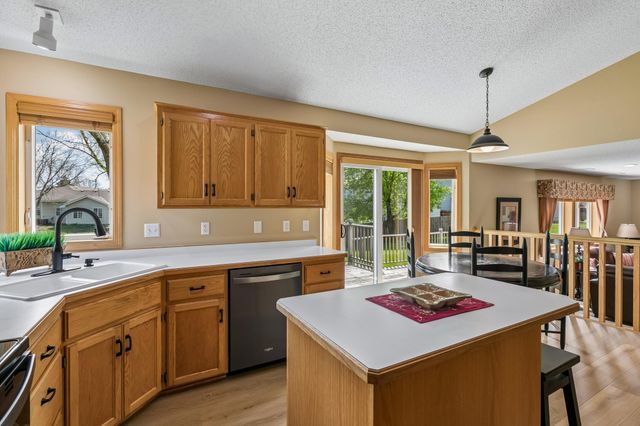 2509 Edinbrook Terrace, Brooklyn Park, MN 55443