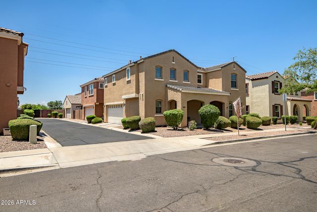 2563 E BART Street, Gilbert, AZ 85295