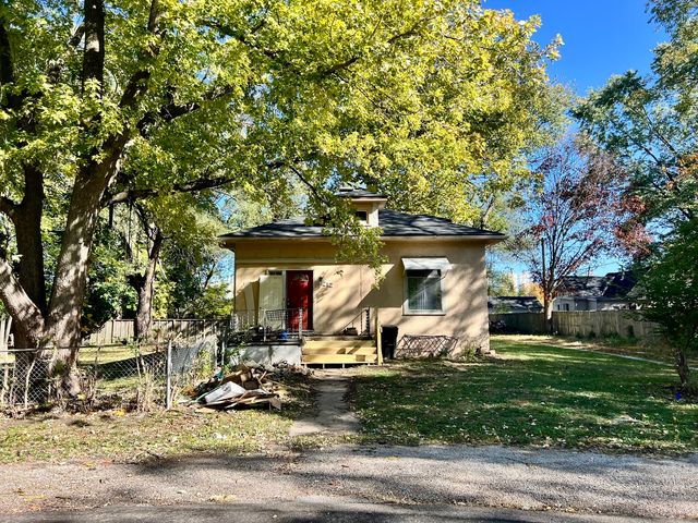 212 Hartle Avenue, Urbana, IL 61802