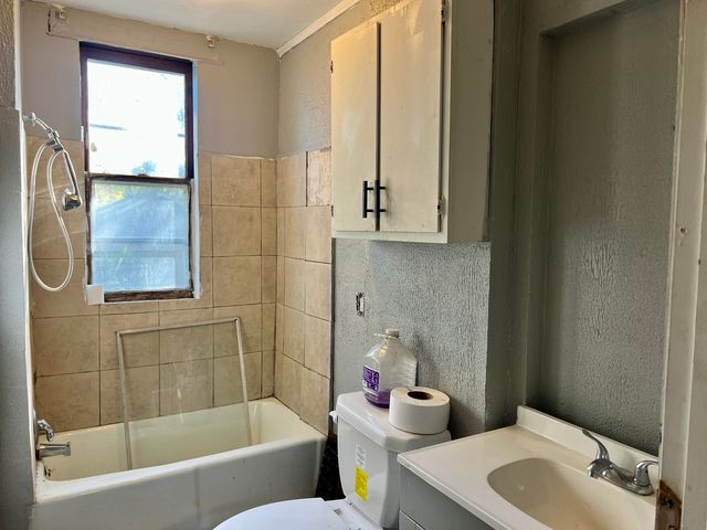 212 Hartle Avenue, Urbana, IL 61802