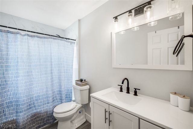 942 Narcissus ST, North Fort Myers, FL 33903