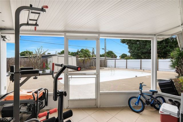 942 Narcissus ST, North Fort Myers, FL 33903