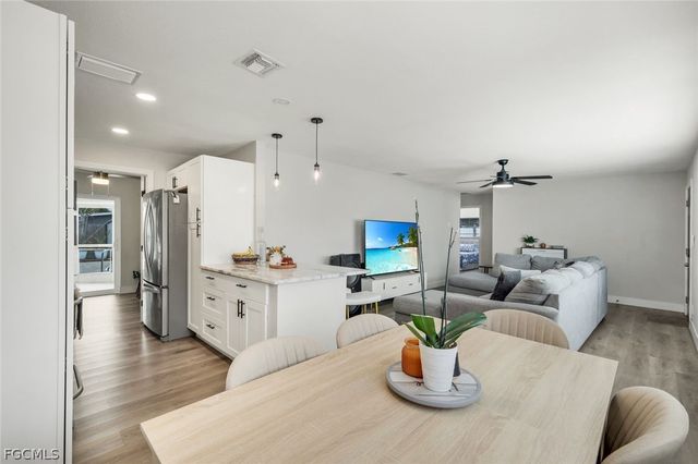 942 Narcissus ST, North Fort Myers, FL 33903