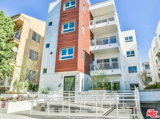 1424 S BENTLEY Avenue 402, Los Angeles, CA 90025