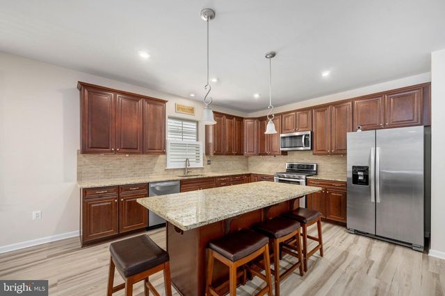 652 CRAB APPLE DR, Stafford, VA 22554