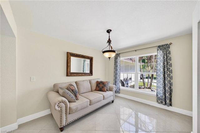 533 Willowbrook DR, Lehigh Acres, FL 33972