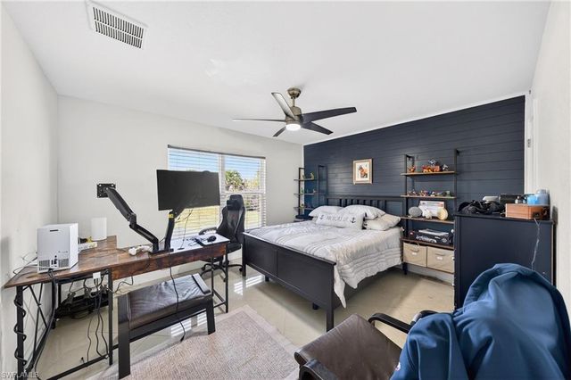 533 Willowbrook DR, Lehigh Acres, FL 33972