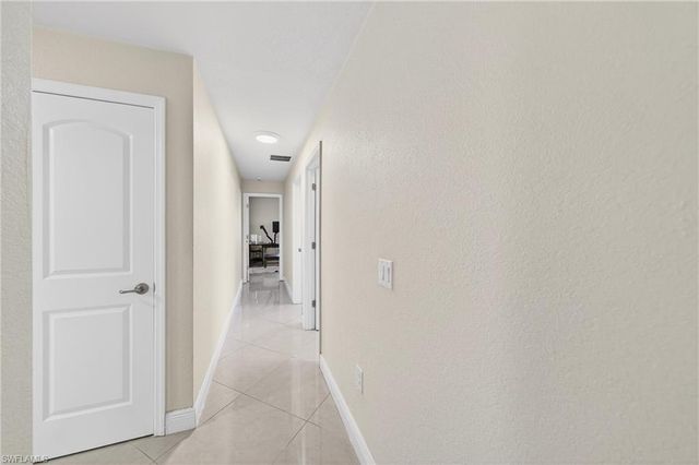 533 Willowbrook DR, Lehigh Acres, FL 33972