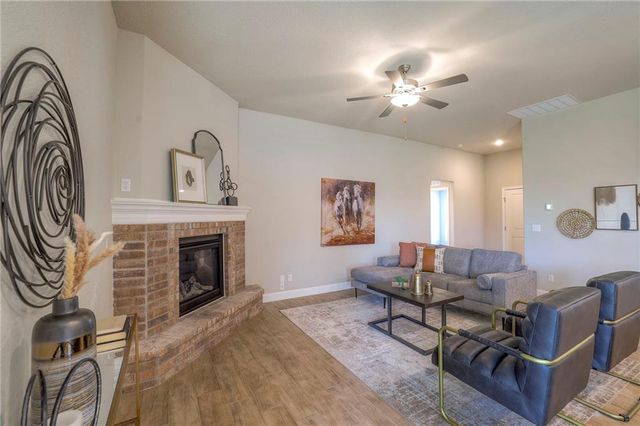 15630 Austin Court, Basehor, KS 66007