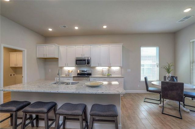 15630 Austin Court, Basehor, KS 66007