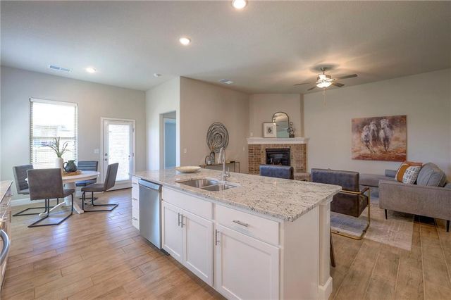 15630 Austin Court, Basehor, KS 66007
