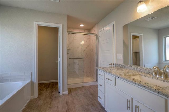 15630 Austin Court, Basehor, KS 66007