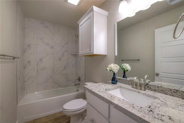 15630 Austin Court, Basehor, KS 66007