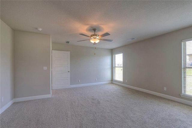 15630 Austin Court, Basehor, KS 66007