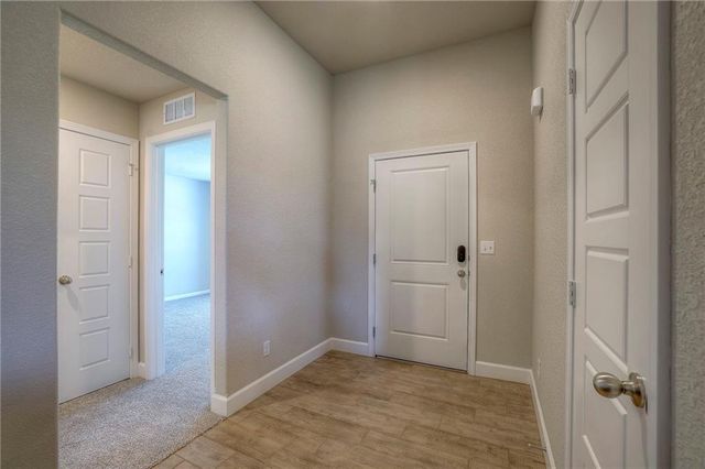 15630 Austin Court, Basehor, KS 66007