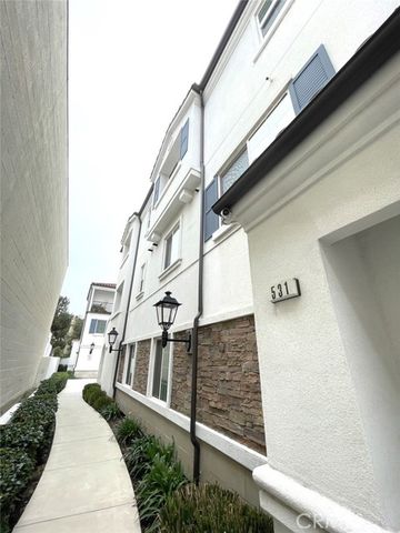 521 N Erie, Pomona, CA 91768