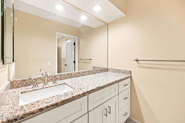 1616 Valecroft Avenue, Westlake Village, CA 91361