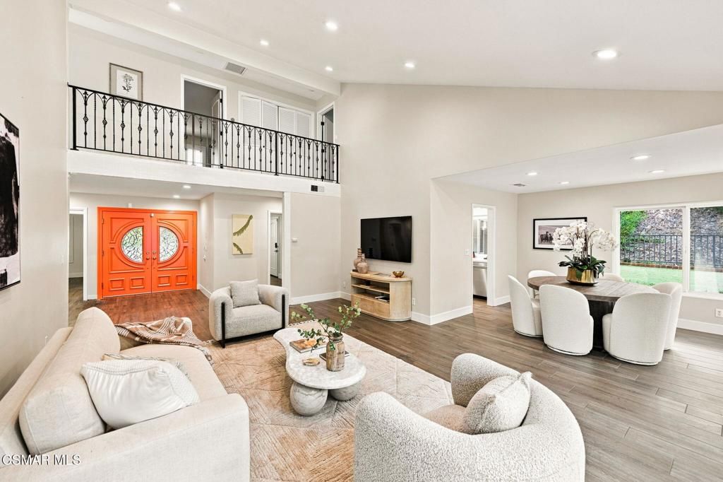 Image 2 of property listing at 1616 Valecroft Avenue, Westlake Village, CA 91361