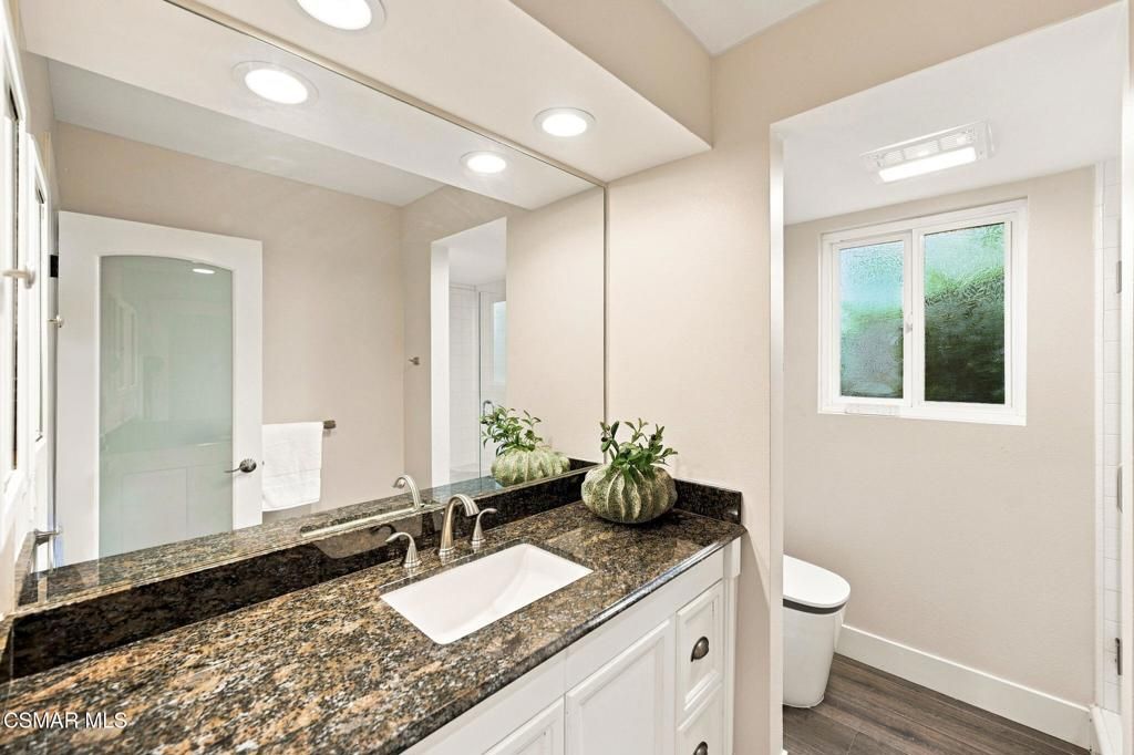 Image 20 of property listing at 1616 Valecroft Avenue, Westlake Village, CA 91361