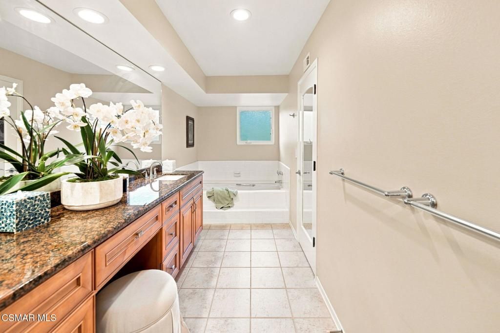 Image 29 of property listing at 1616 Valecroft Avenue, Westlake Village, CA 91361