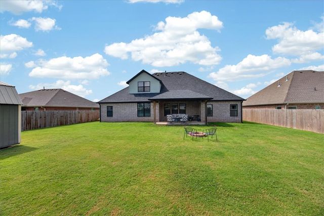1184 Giulia Avenue, Tontitown, AR 72762
