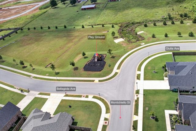 1184 Giulia Avenue, Tontitown, AR 72762