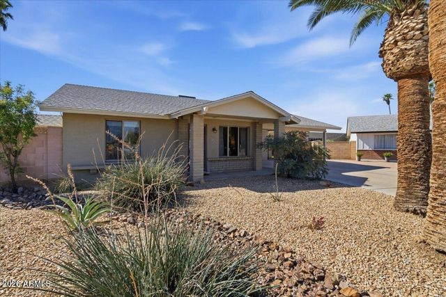 4038 S BIRCHETT Drive, Tempe, AZ 85282