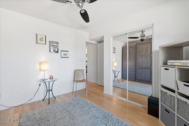 4038 S BIRCHETT Drive, Tempe, AZ 85282