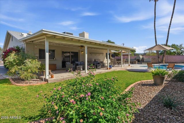 4038 S BIRCHETT Drive, Tempe, AZ 85282