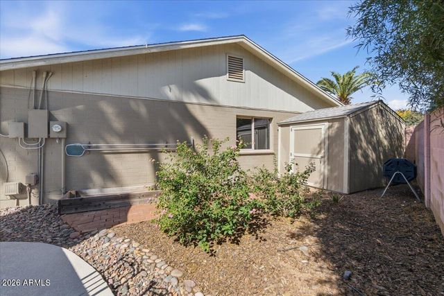 4038 S BIRCHETT Drive, Tempe, AZ 85282
