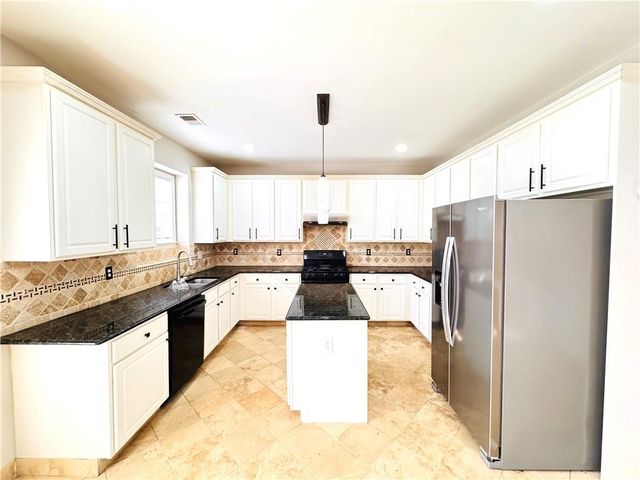 152 Parkstone Way, Marietta, GA 30066