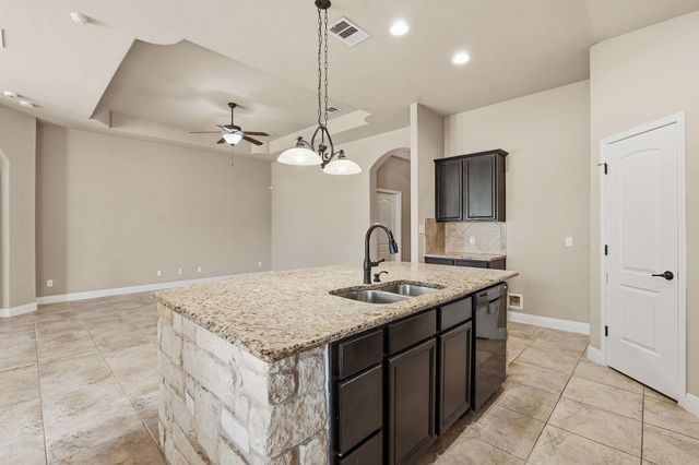 201 Caddo Lake DR, Georgetown, TX 78628