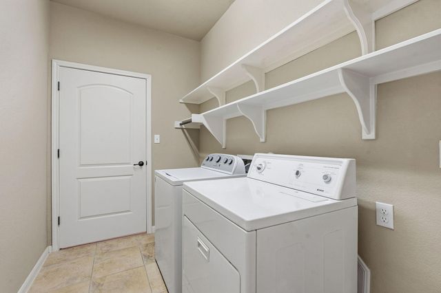 201 Caddo Lake DR, Georgetown, TX 78628