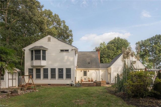7324 Longview DR, Quinton, VA 23141