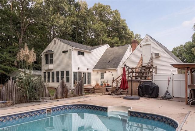 7324 Longview DR, Quinton, VA 23141