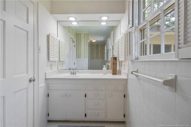 1610 Twin Oak Drive, Fayetteville, NC 28305