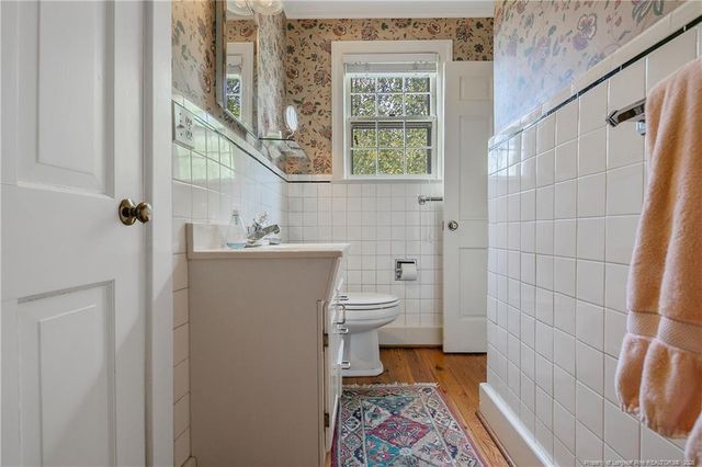 1610 Twin Oak Drive, Fayetteville, NC 28305