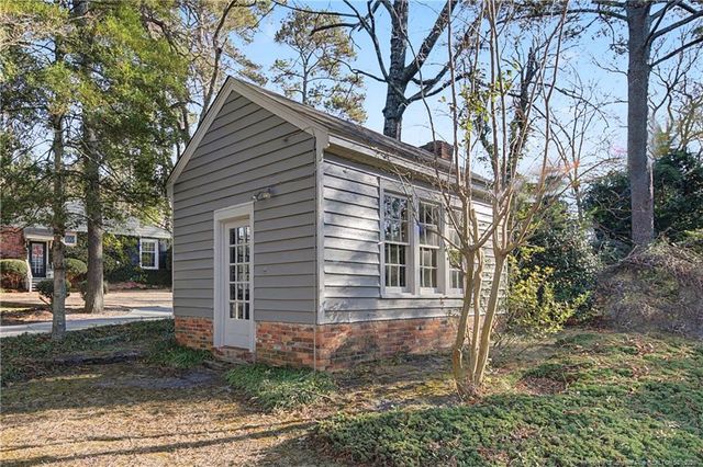 1610 Twin Oak Drive, Fayetteville, NC 28305